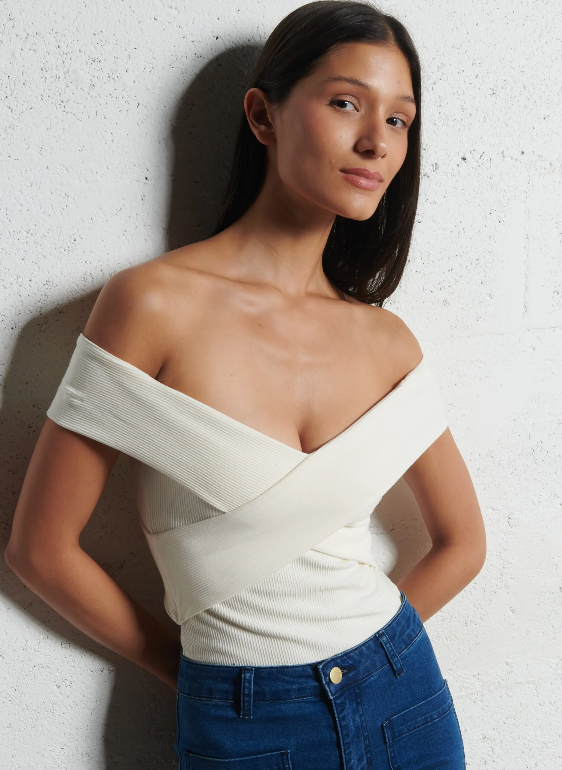 Body mit V-Ausschnitt Beige CHRISTY