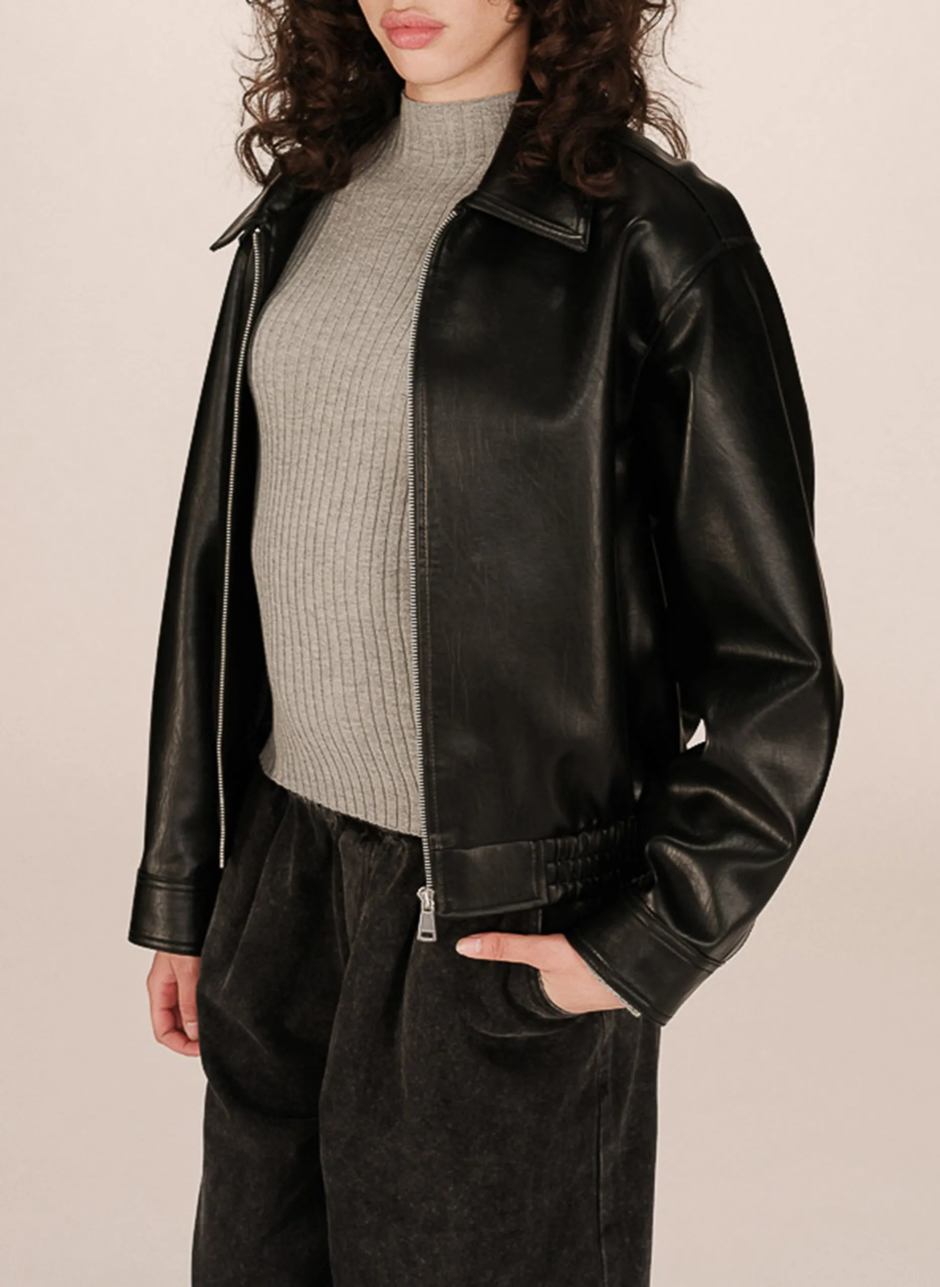 Blouson mit klassischem Kragen Schwarz SUNISA