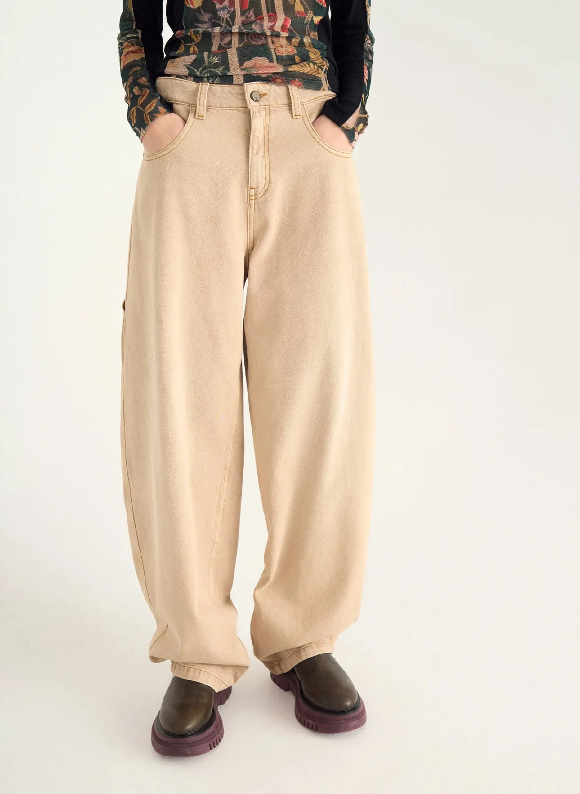 Ballonjeans aus Baumwolle Braun