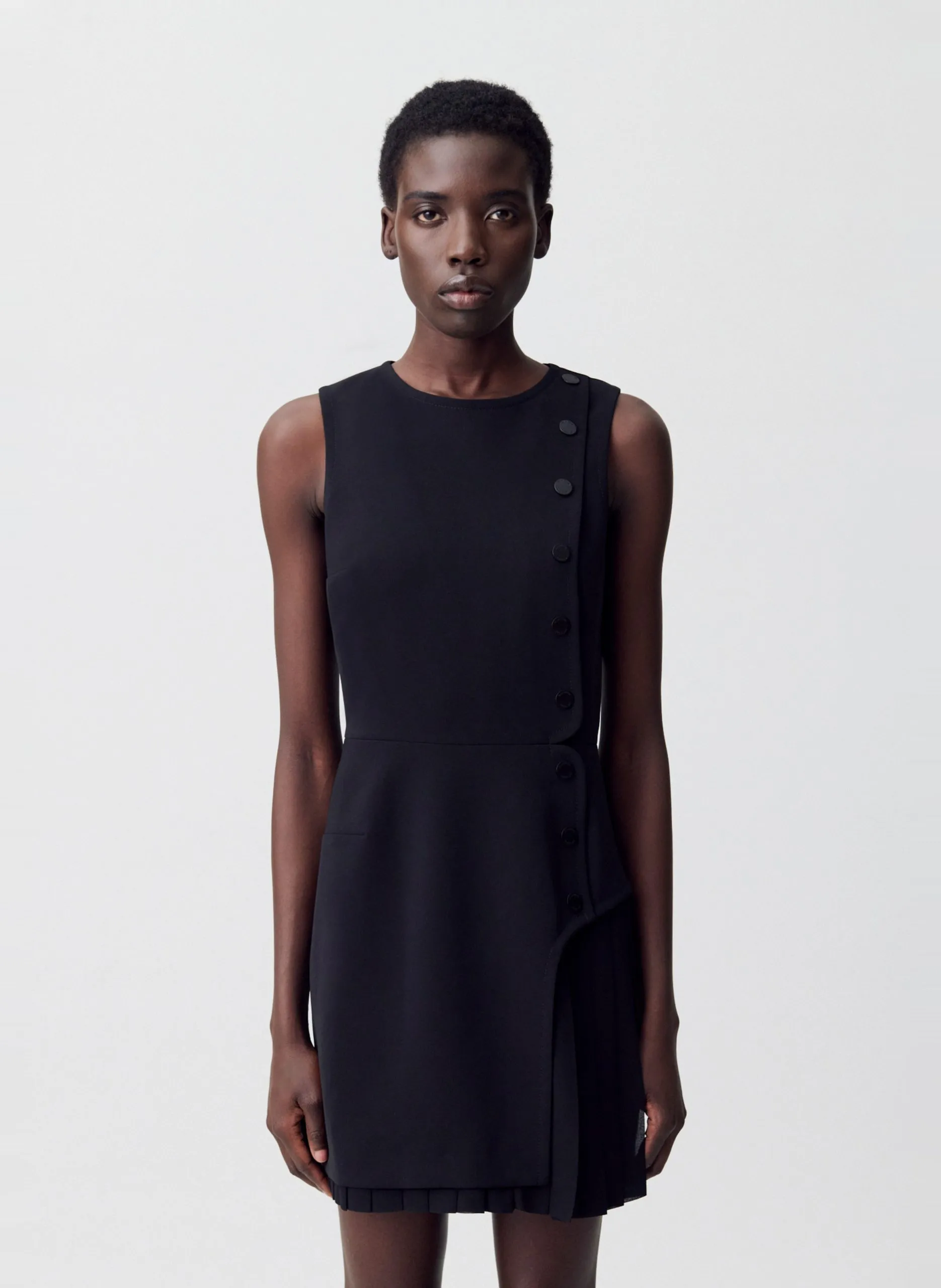 Kurzes Kleid mit Rundhalsausschnitt Schwarz RENATA