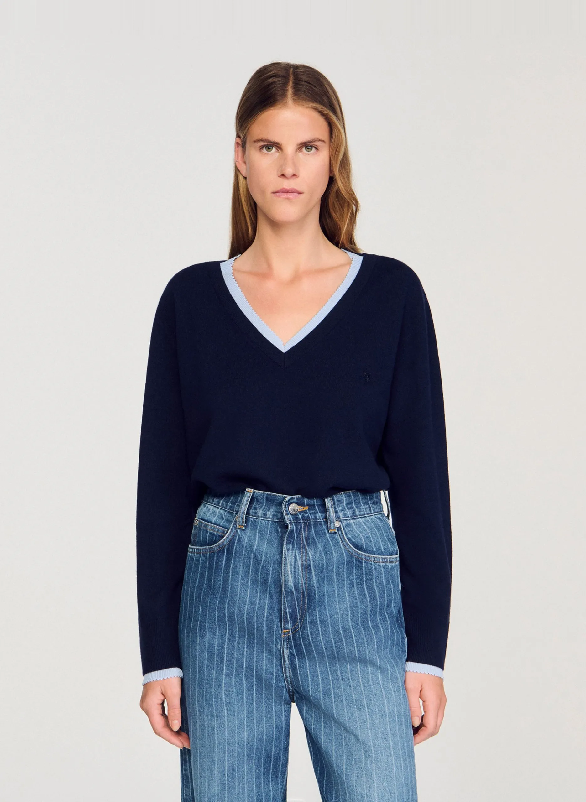 Oversize-Pullover aus Wolle und Kaschmir mit V-Ausschnitt Blau