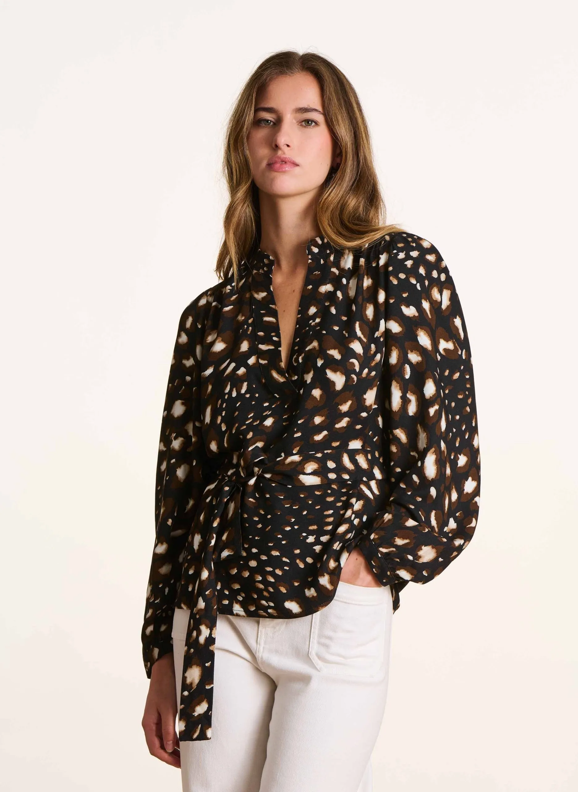 Bedruckte Bluse aus Viskose und Seide Schwarz