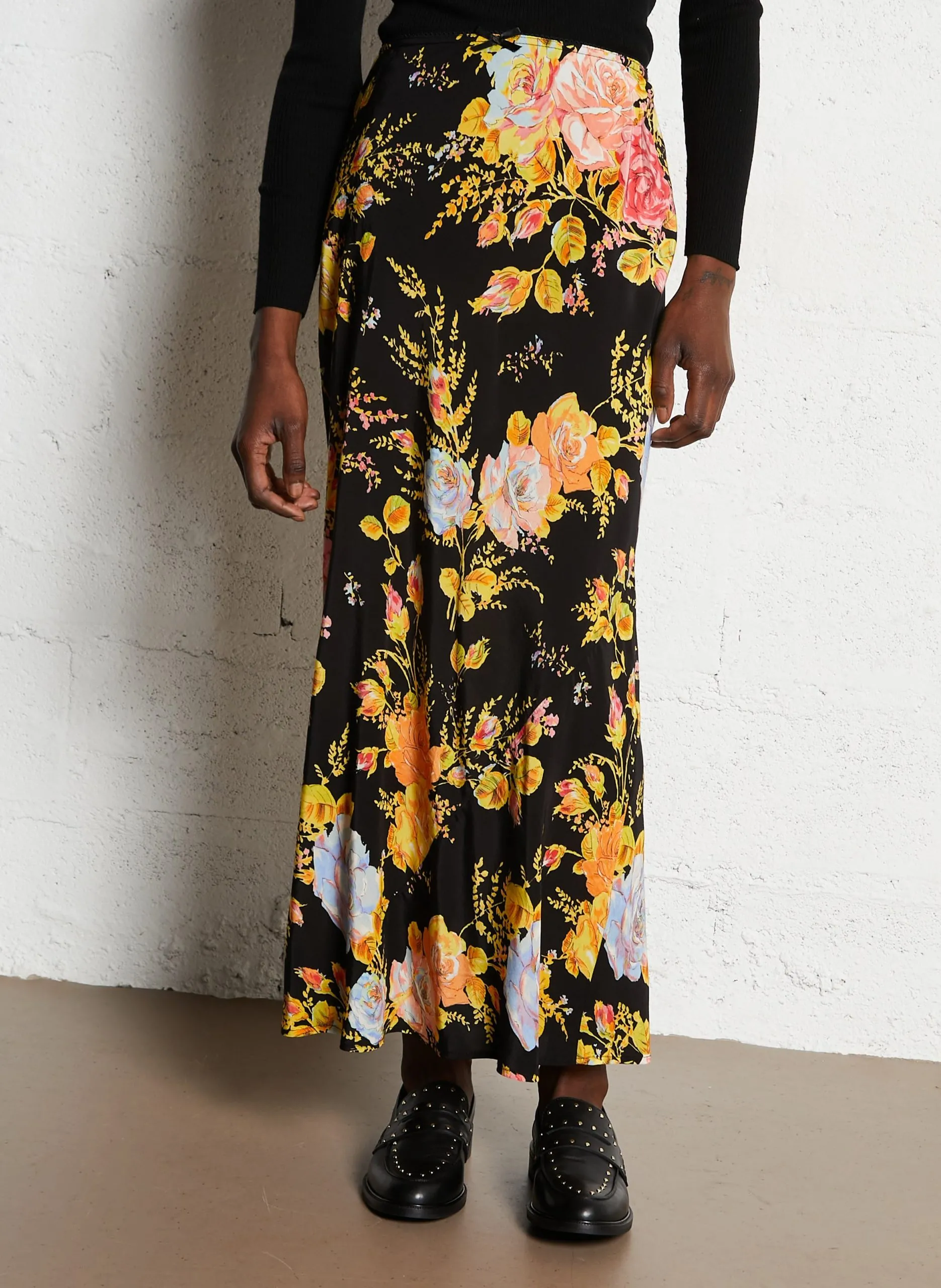 Kurzer Rock mit Print Schwarz DORRIS