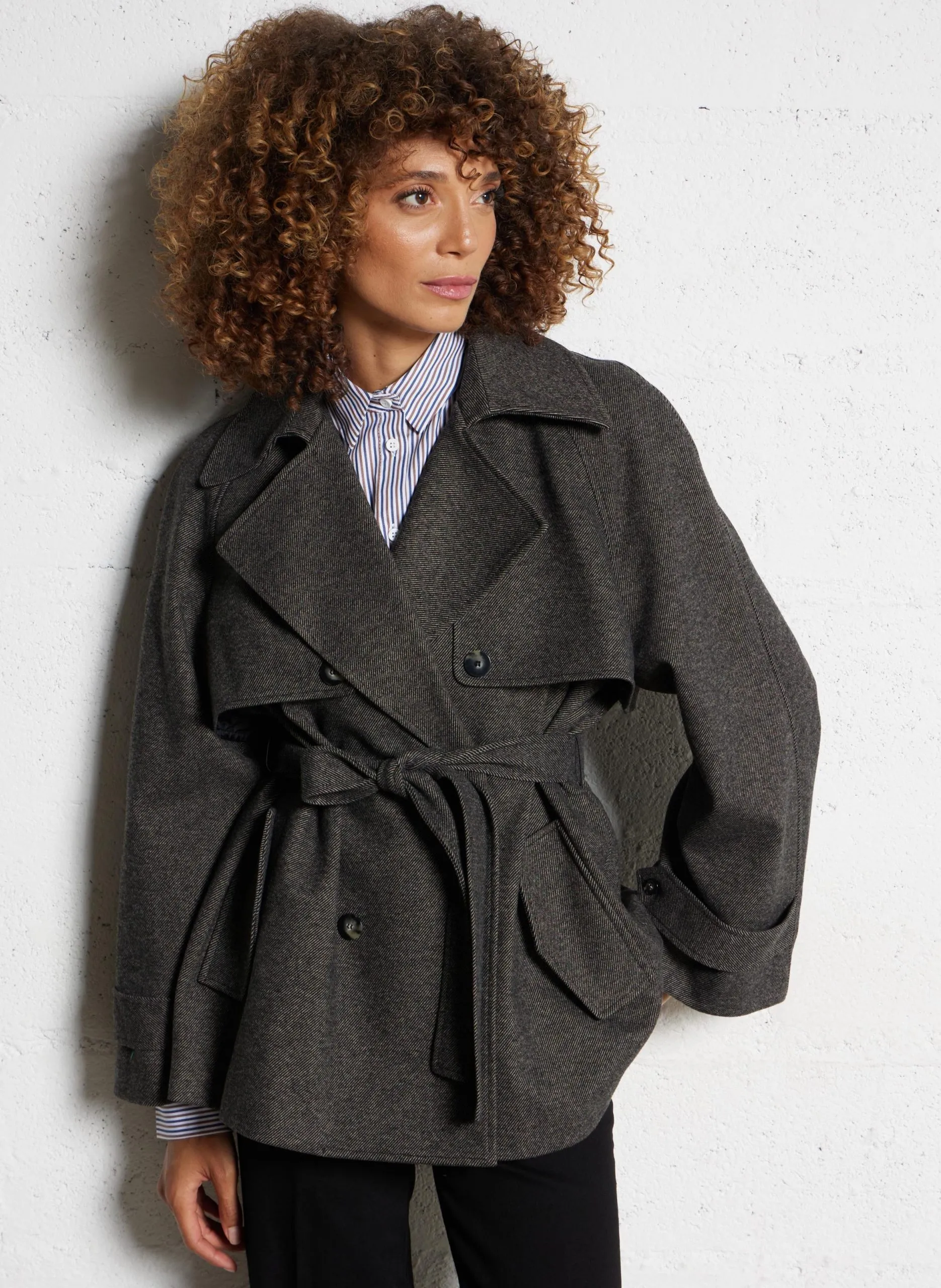 Mantel mit Reverskragen im Trenchcoat-Stil Schwarz