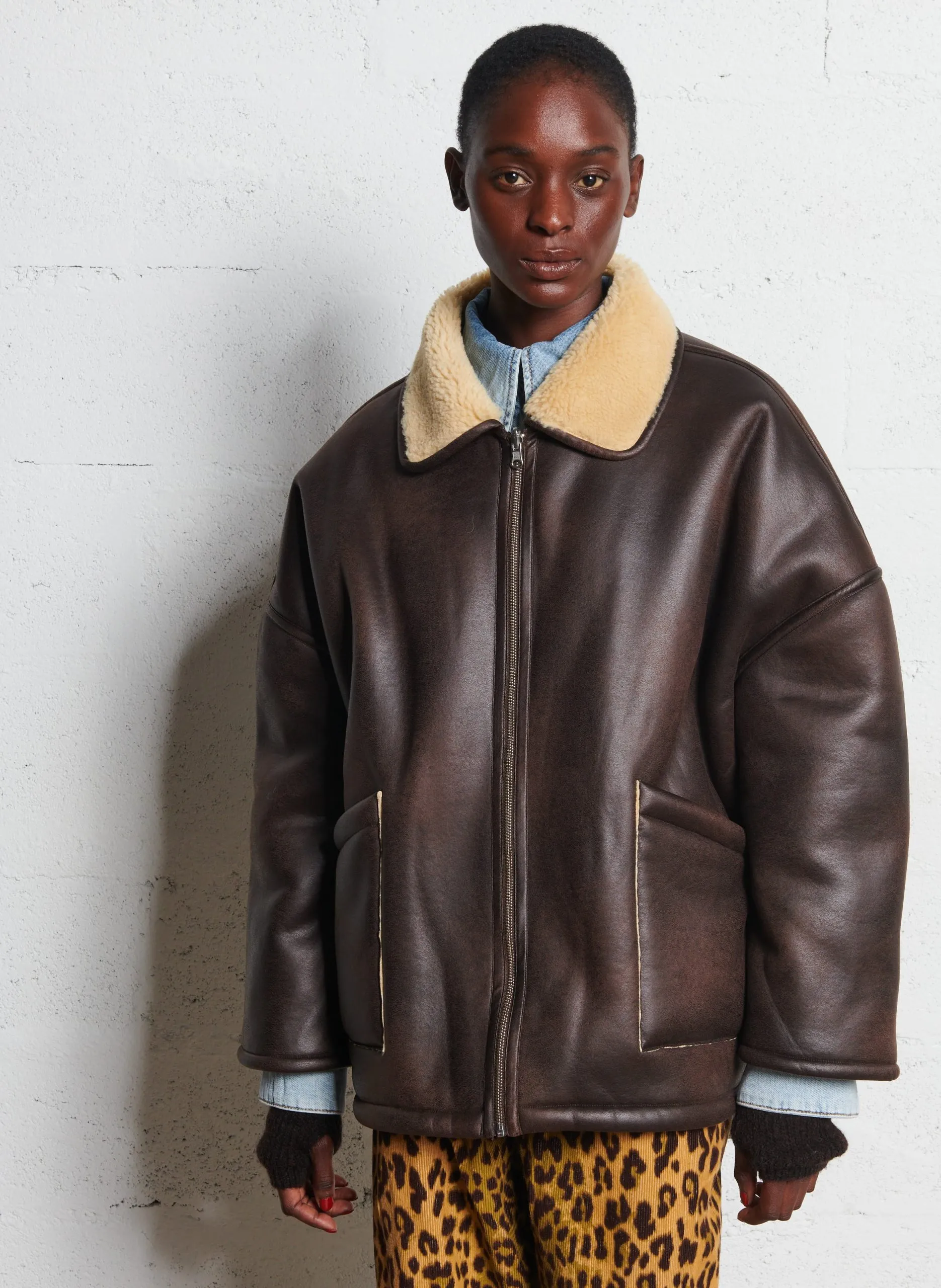 Gefütterte Teddyjacke mit Reißverschluss Braun HESTEL