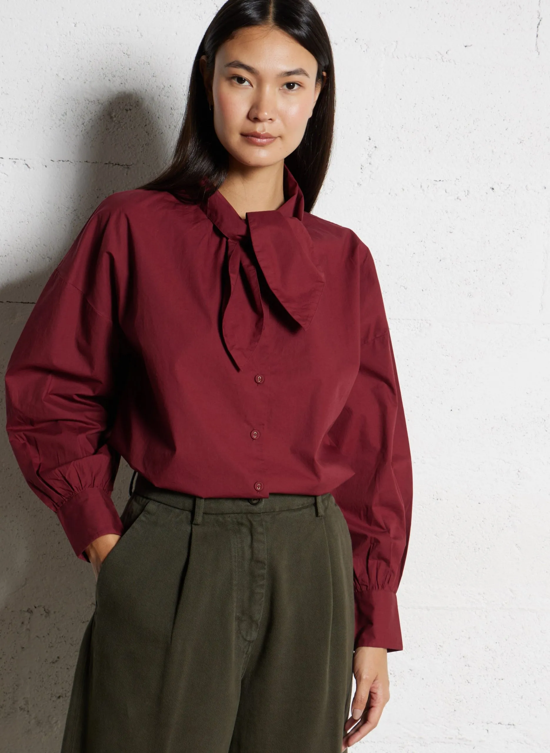 Baumwollbluse mit Schleifenkragen Violett TOMPP