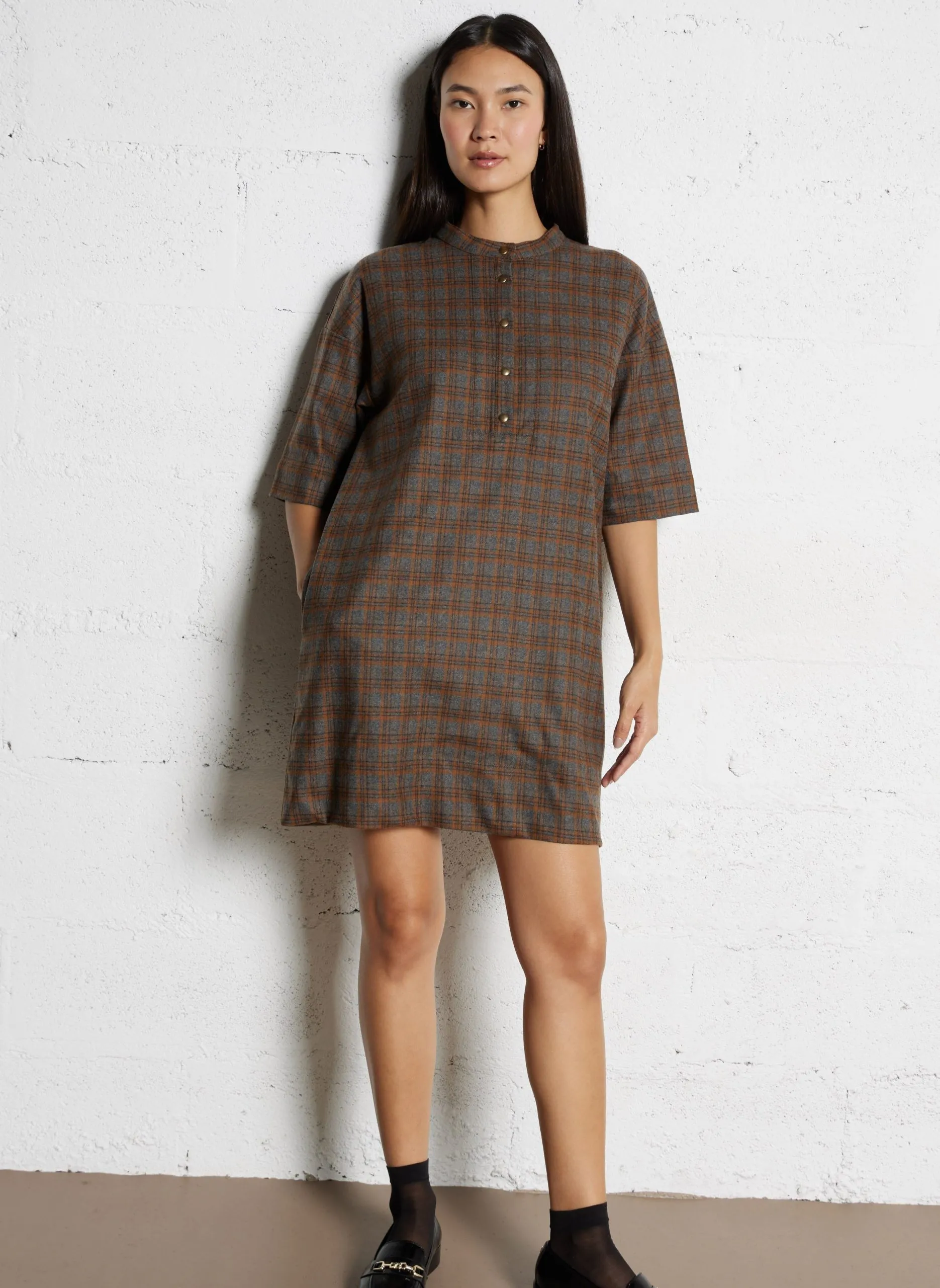 Kurzkleid aus Wollmix mit Rundhalsausschnitt Beige ROBIN