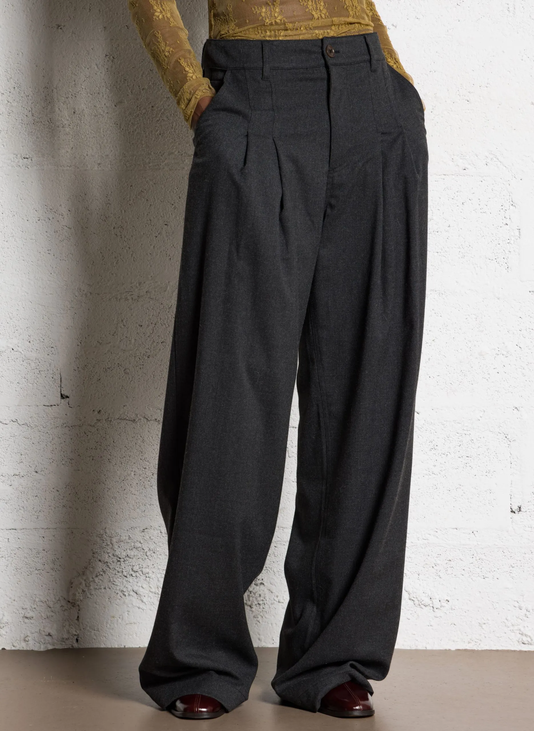 Azawood - Weite Hose mit hohem Bund Grau SIXTINE