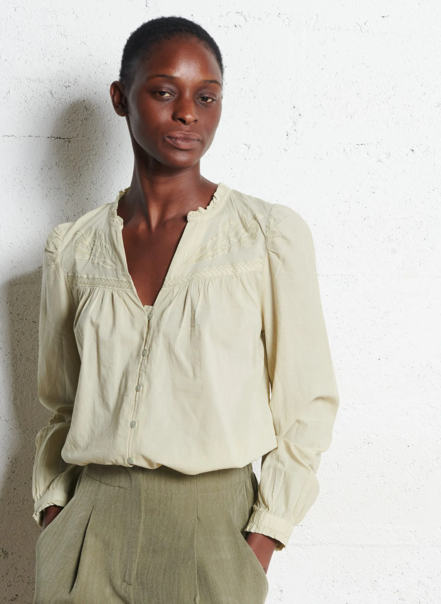 Baumwollbluse mit V-Ausschnitt Grun BOWIE