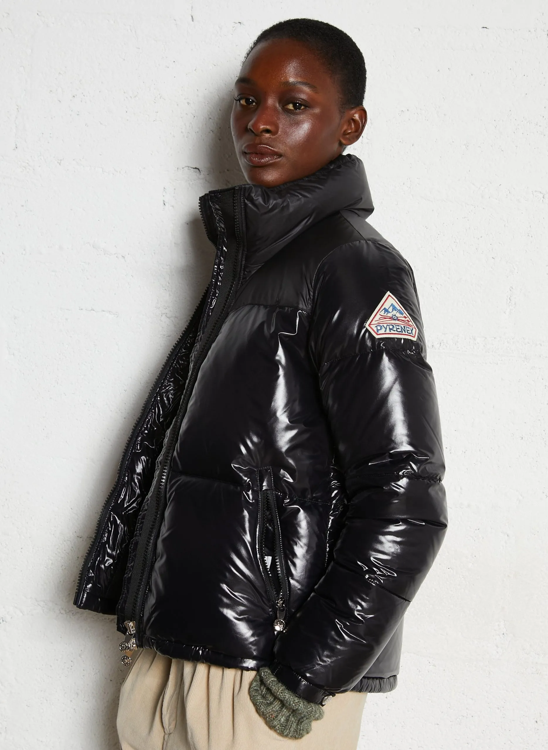 Daunenjacke mit Stehkragen Schwarz GOLDIN