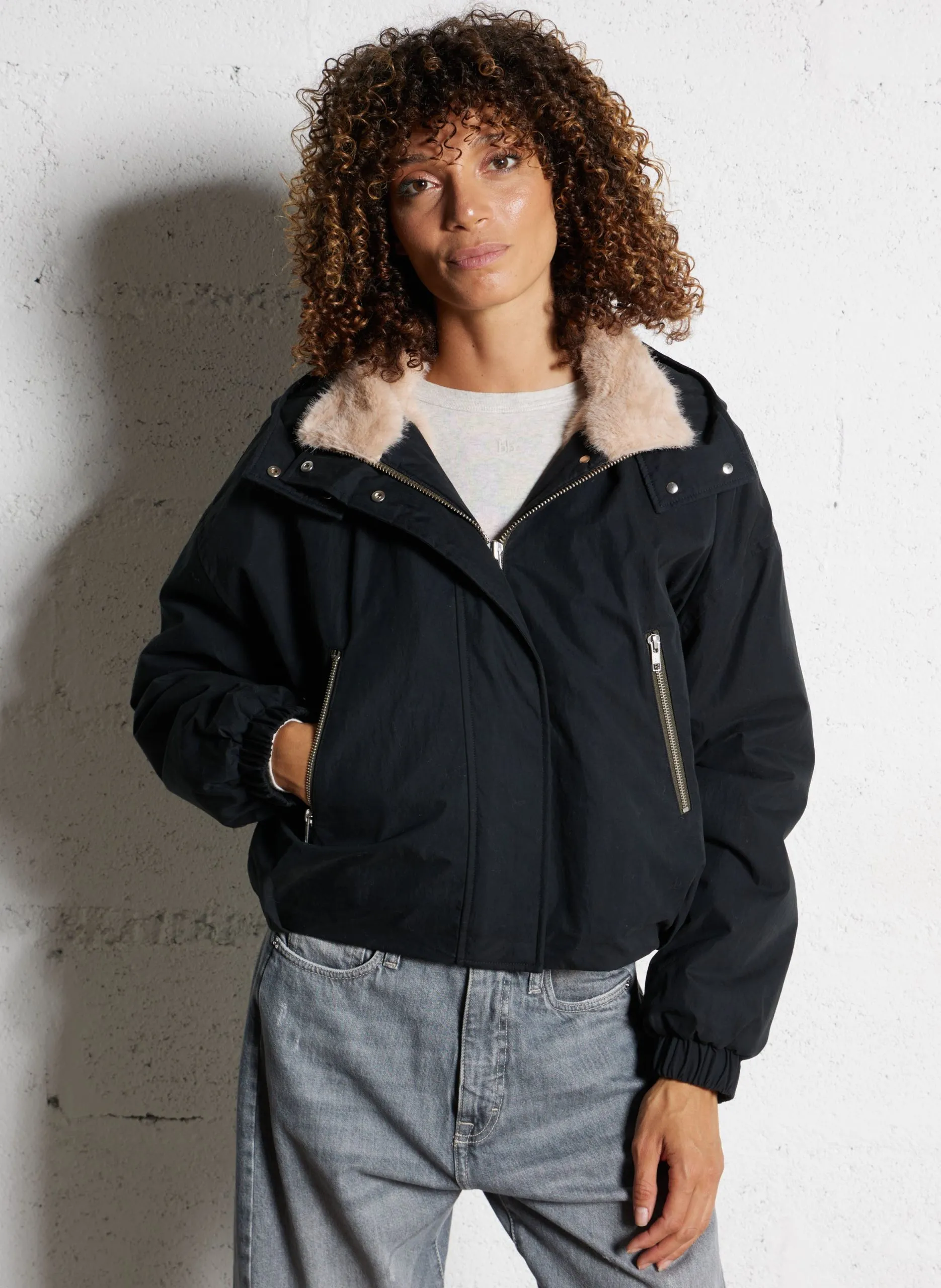 Gefütterte Kapuzenjacke Schwarz HERNA