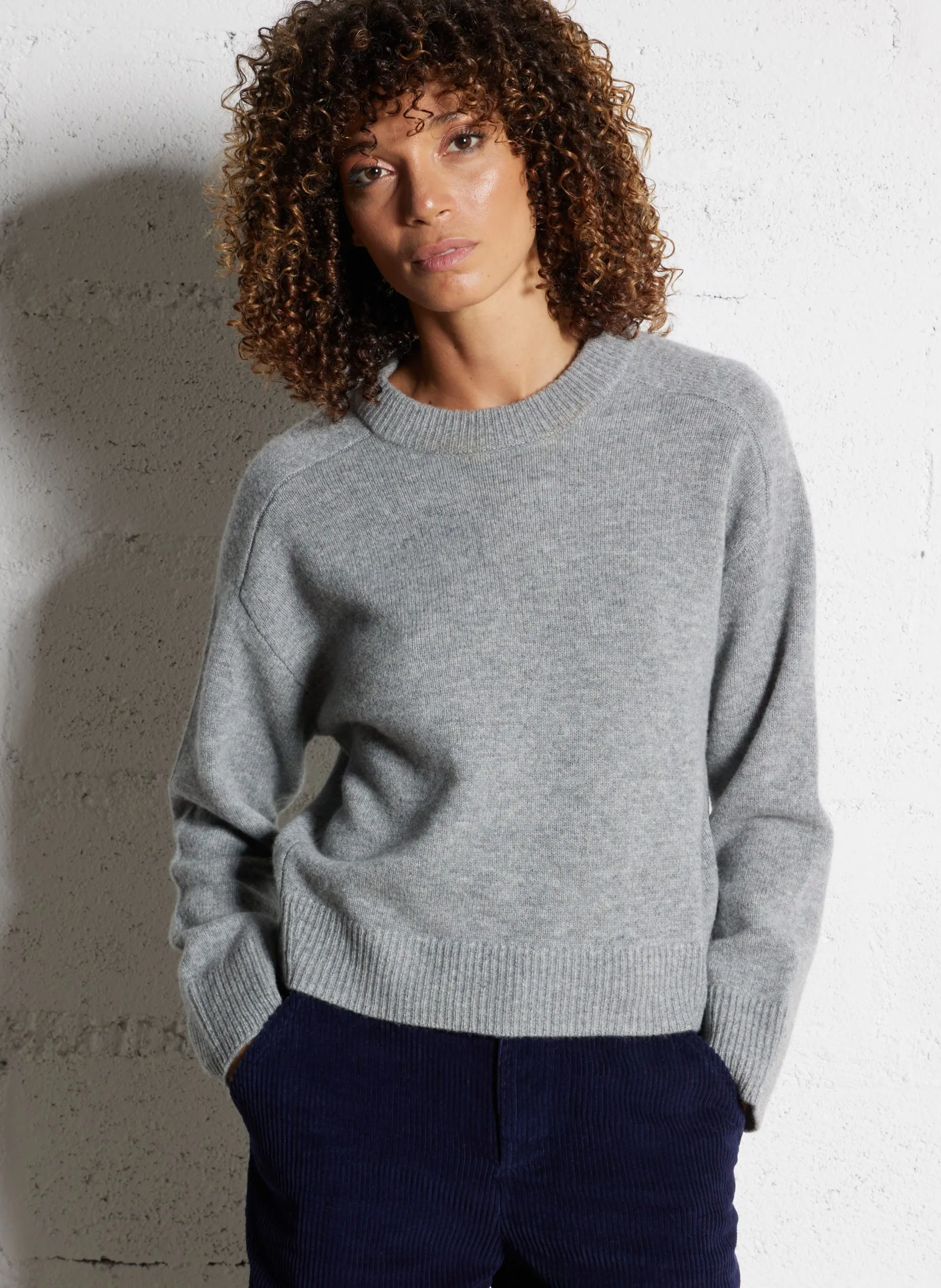 Gerade geschnittener Wollpullover Grau PARC