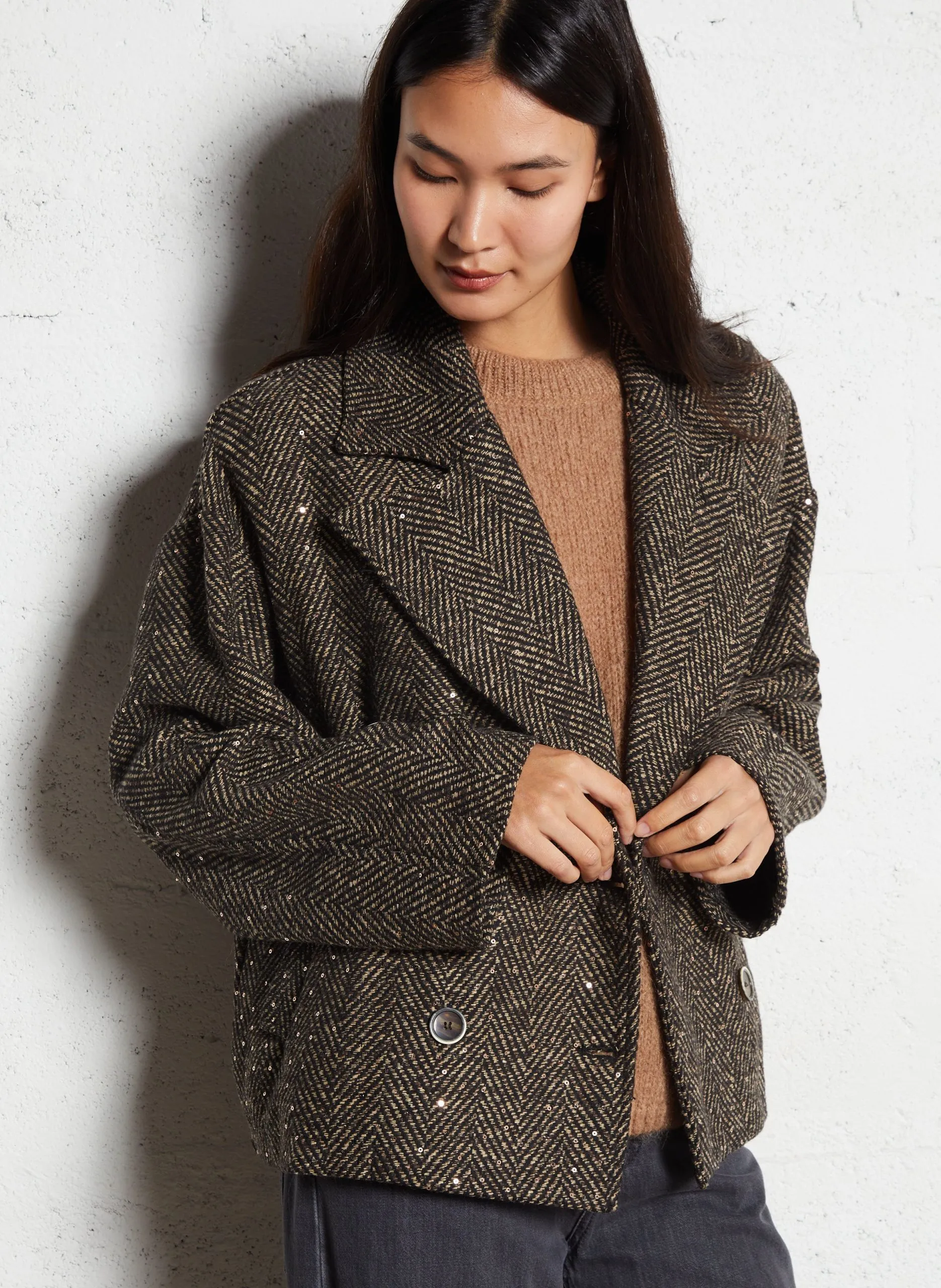 Kurze Oversize-Jacke mit Pailletten Braun