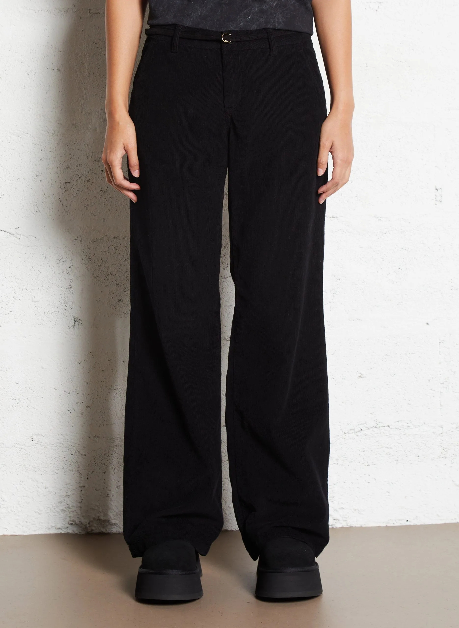 Caprihose aus Cord Schwarz TAHIS