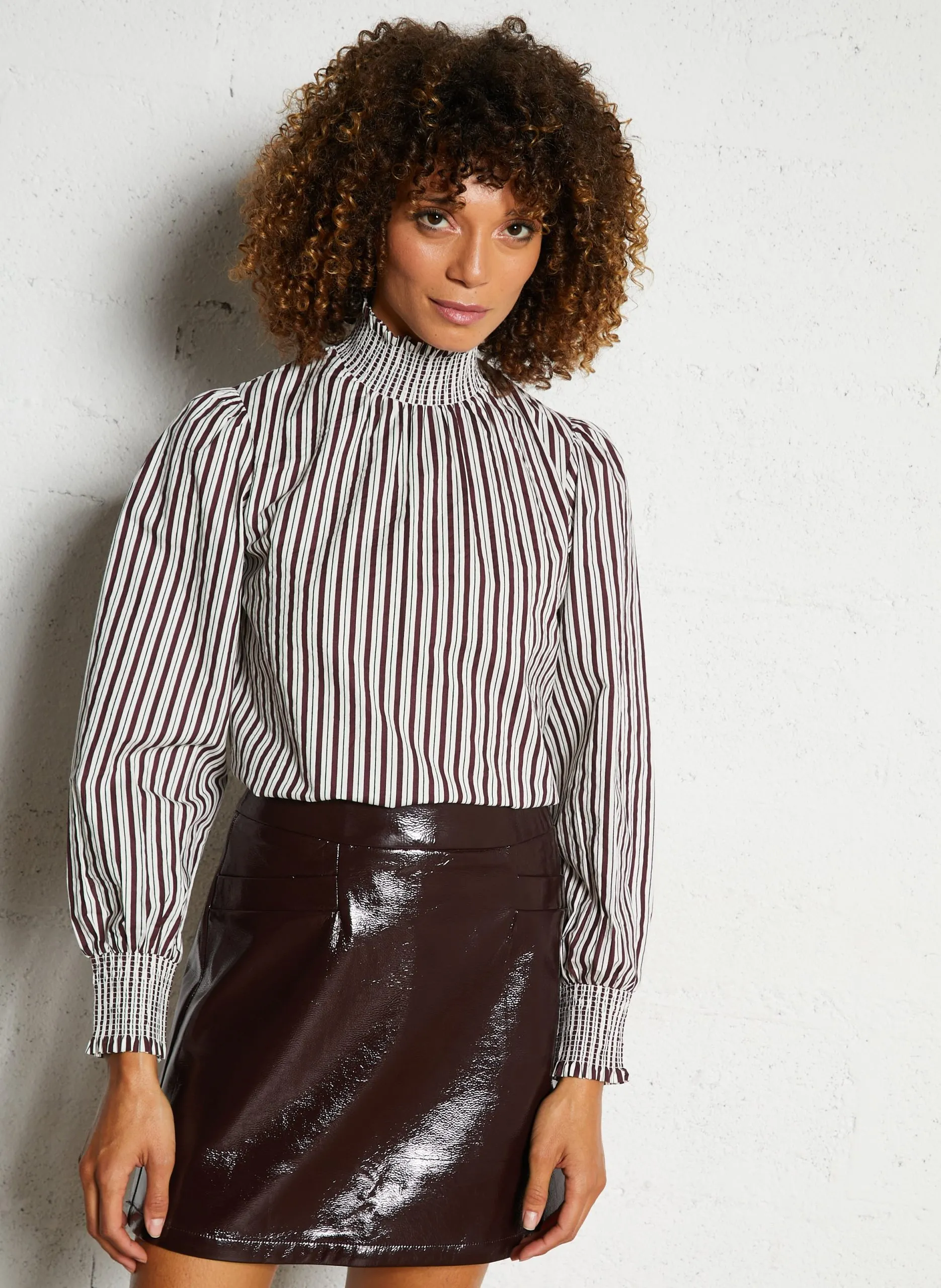 Gerade Bluse mit Stehkragen aus Baumwolle Rot TONIA