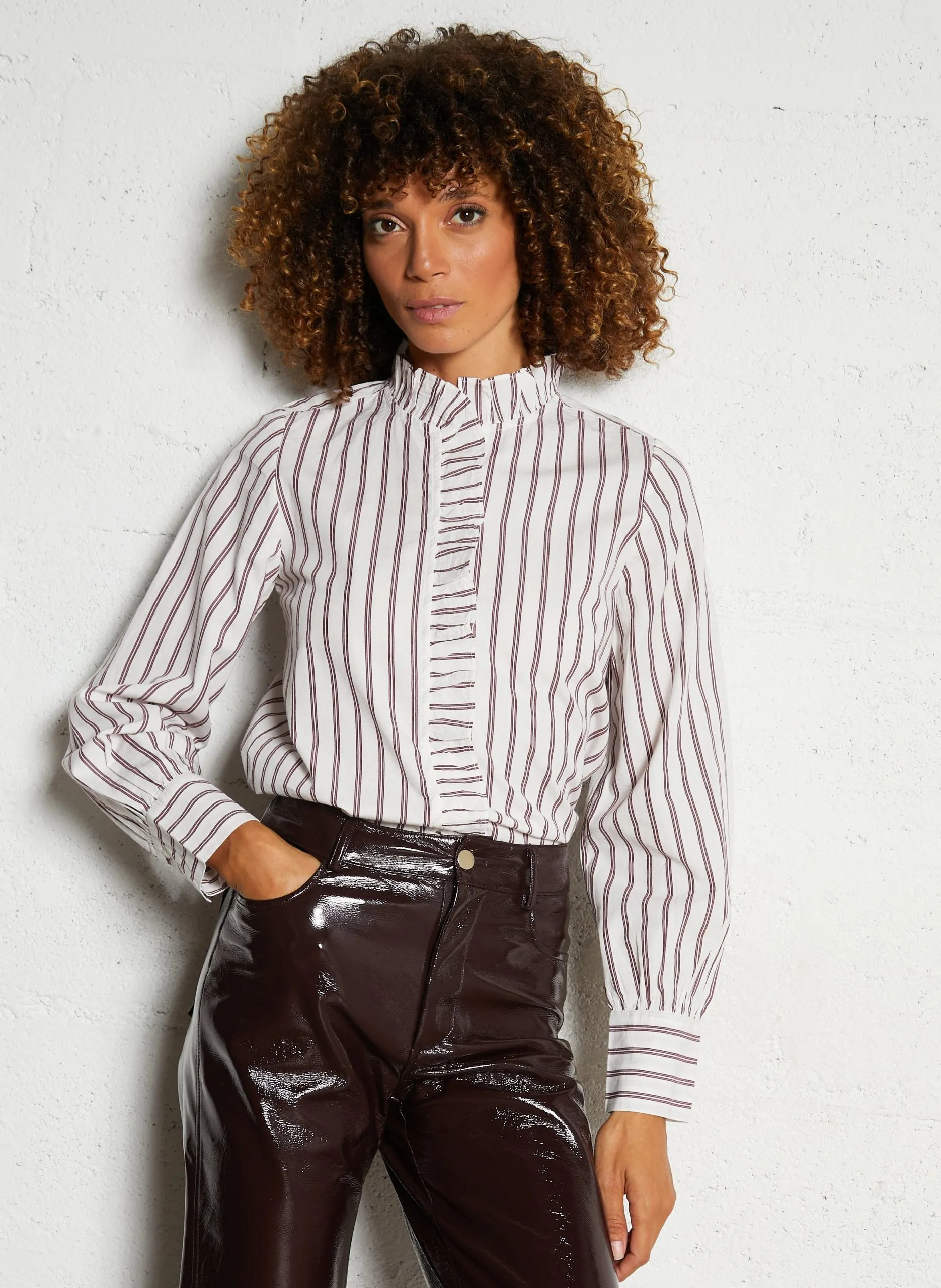 Gerade Bluse mit Lavallière-Kragen aus Baumwolle Rot TALCY