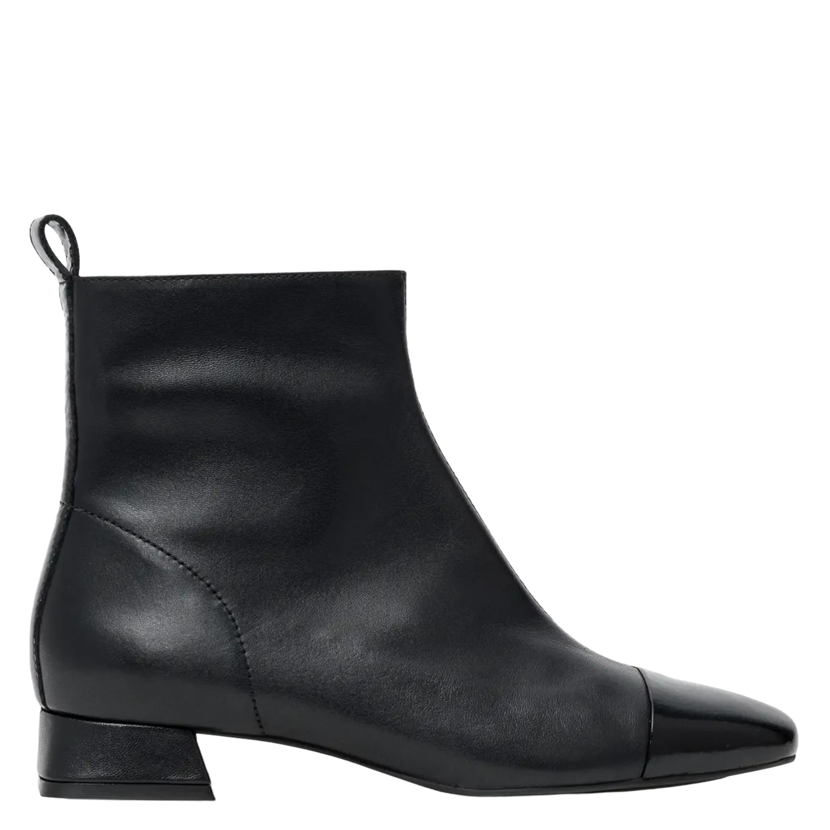 - 100% Leder, - abgerundet, - Reißverschluss innen, - Absatzhöhe: 9 cm. Schwarz MANDIE