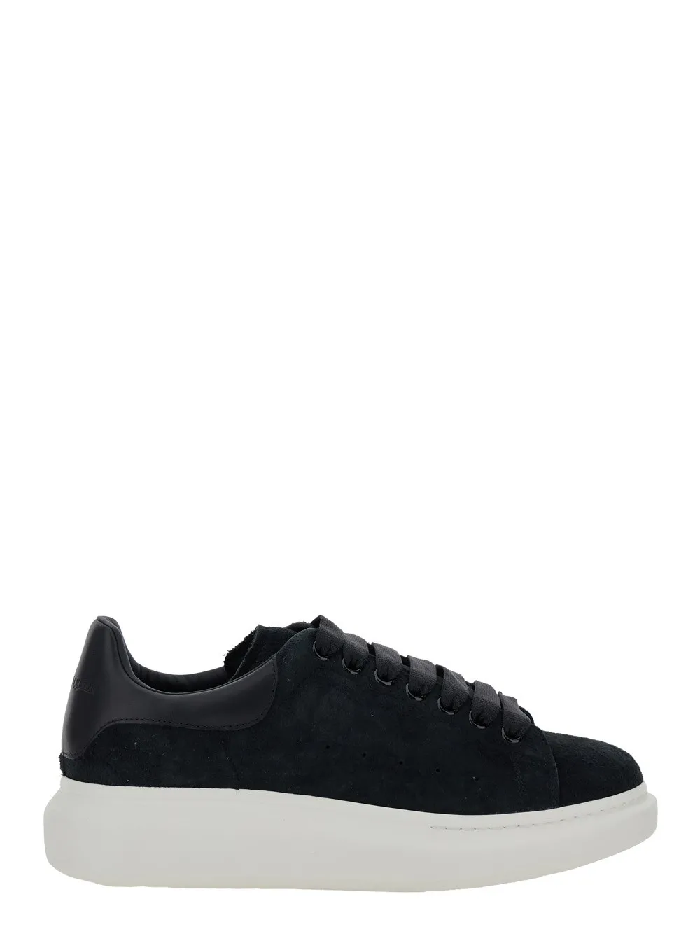 Schwarze Low-Top-Sneakers mit klobiger Sohle aus Wildleder Herren