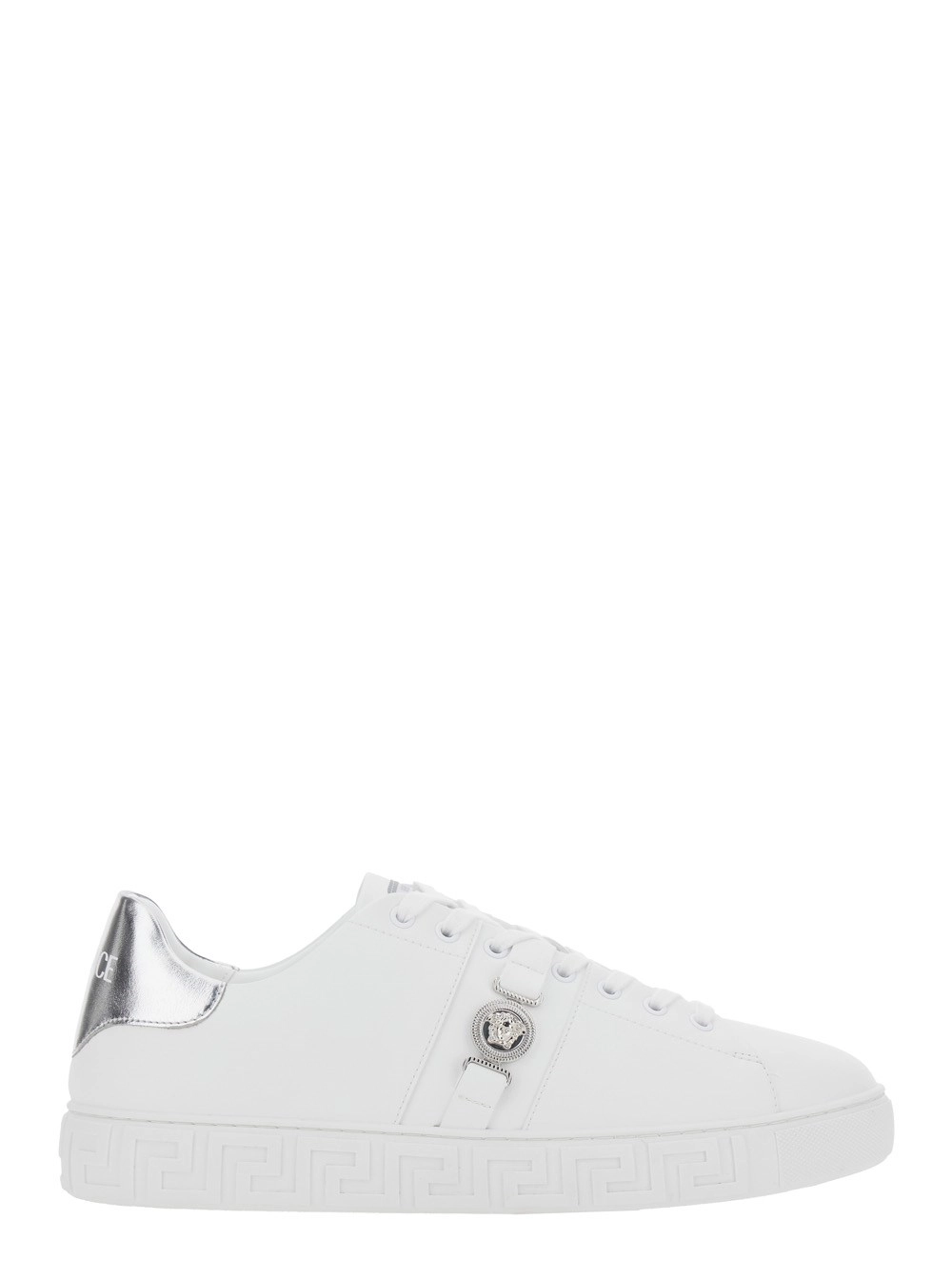 Weiße Low-Top-Sneakers mit kontrastfarbenem Absatz mit Logo-Schriftzug und Medusa-Plakette aus technischem Stoff Herren